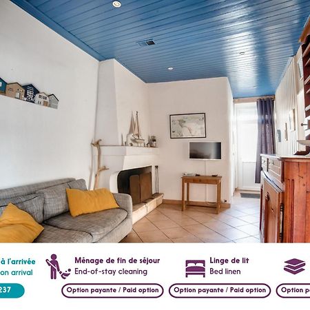 Jolie Maison Avec Cour Pour 5 Personnes ノワールムーティエ エクステリア 写真