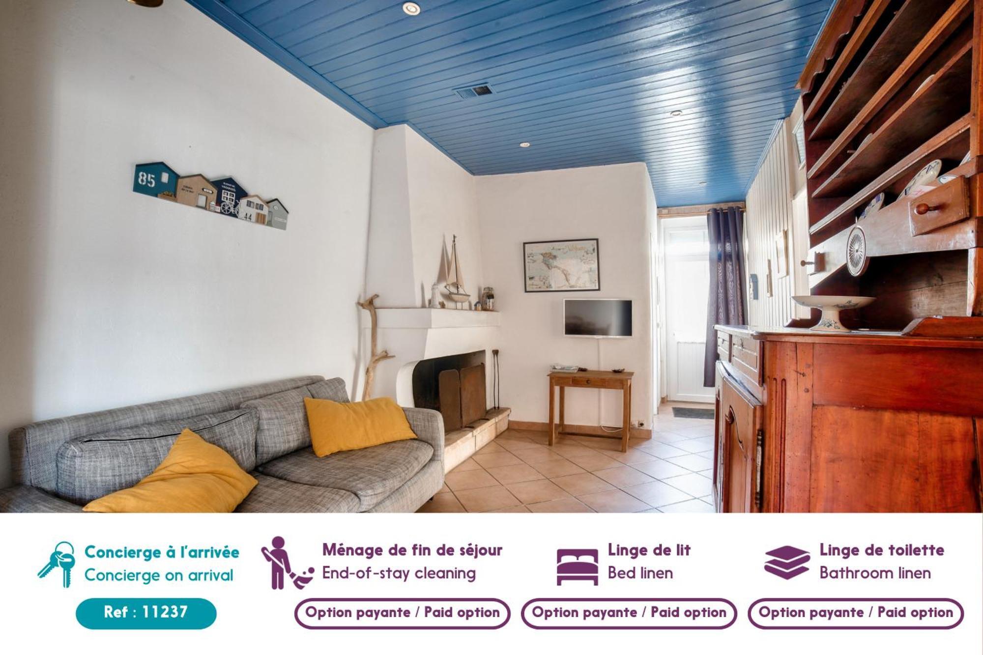 Jolie Maison Avec Cour Pour 5 Personnes ノワールムーティエ エクステリア 写真